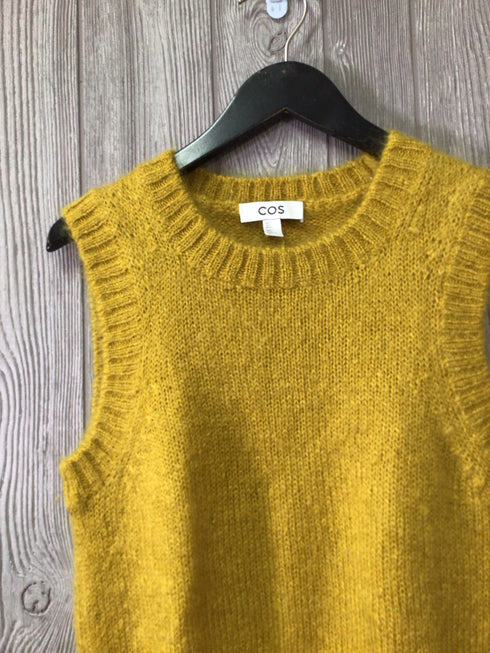 COS Vest Size Small